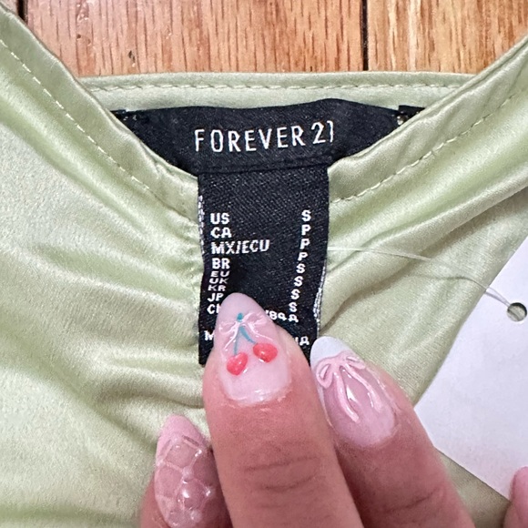 Forever 21 Light Green Crop Top - Picture 3 of 4